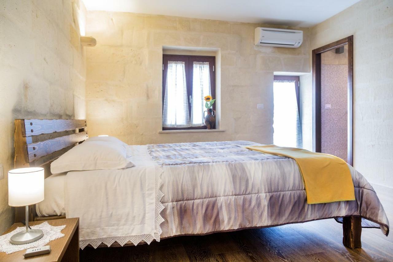 Villa Casal Dragone à Matera Extérieur photo